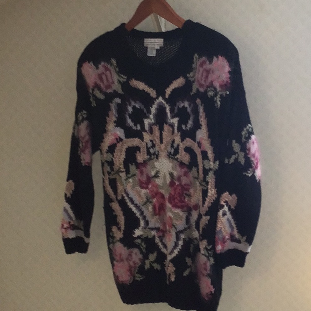 Vintage Black Floral Sweater